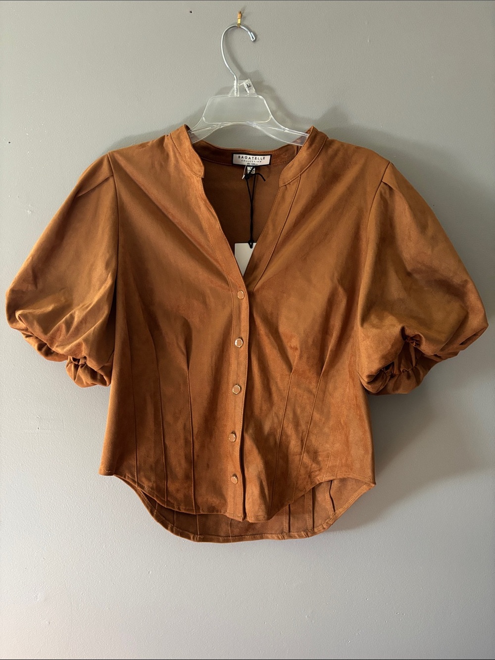 bagatelle Rust Button-Front Puff Sleeve Blouse